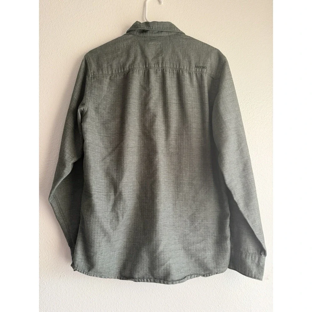 Ascend Men's Sea Pine Green Shirt Herringbone Slub Long Sleeve Button Down Small - Picture 7 of 7